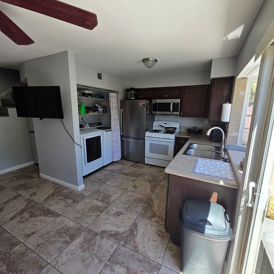 Furnished Finder property 999608_1 photo 9