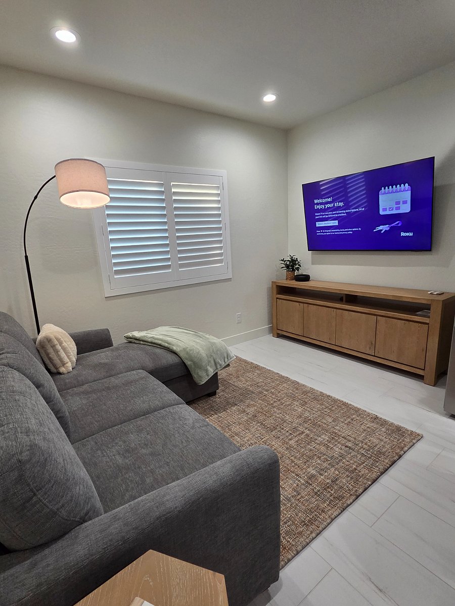 Relax after your shift with a comfortable sleeper sofa, Roku Smart TV, and high-speed WiFi.