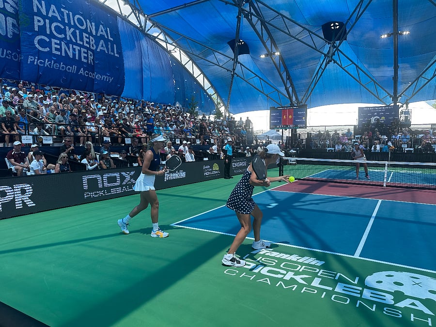 The US Open National Pickleball Center is a short drive away (about a 20 minute bike ride), including over 60 pickleball courts.