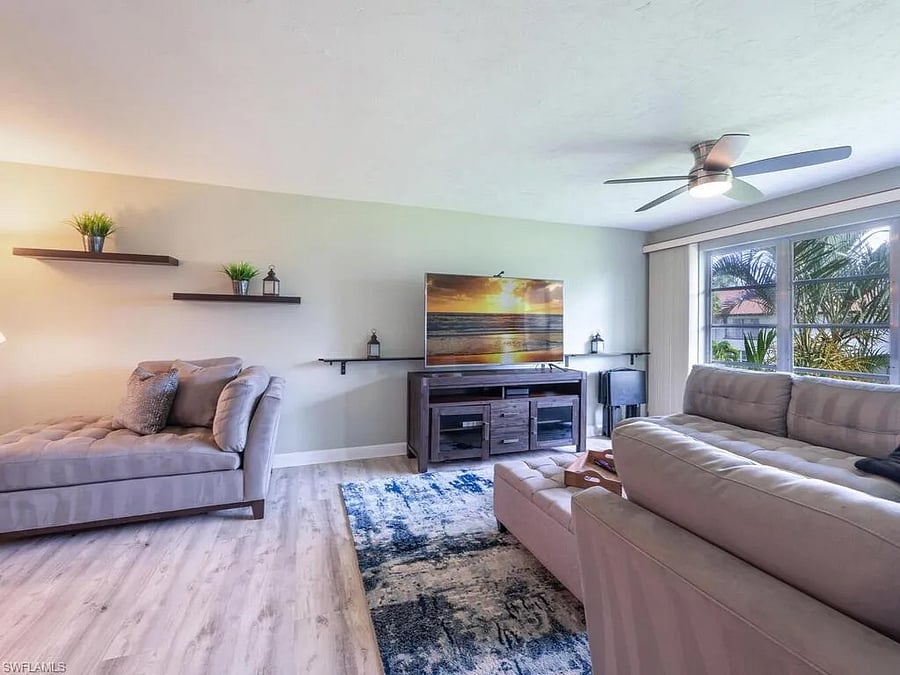 Entertainment/Living Room