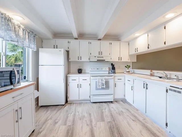 Kitchen area
