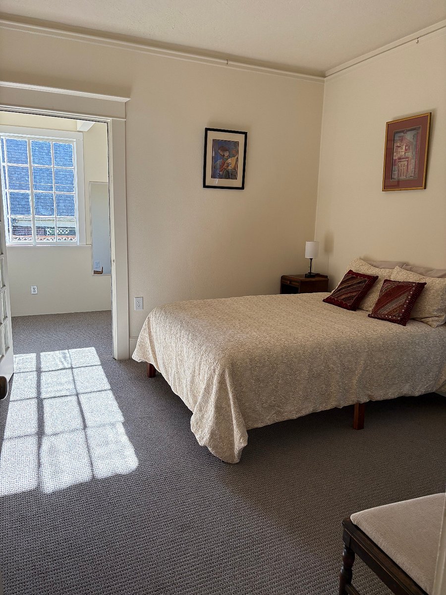 #2 BR Queen size bed with 'walk in' closet