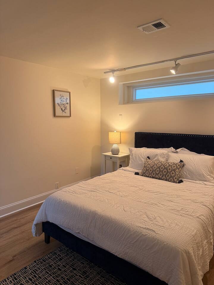 Furnished Finder property 999709_1 photo 15