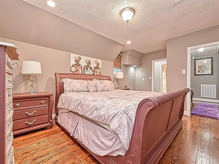 Furnished Finder property 999738_1 photo 10