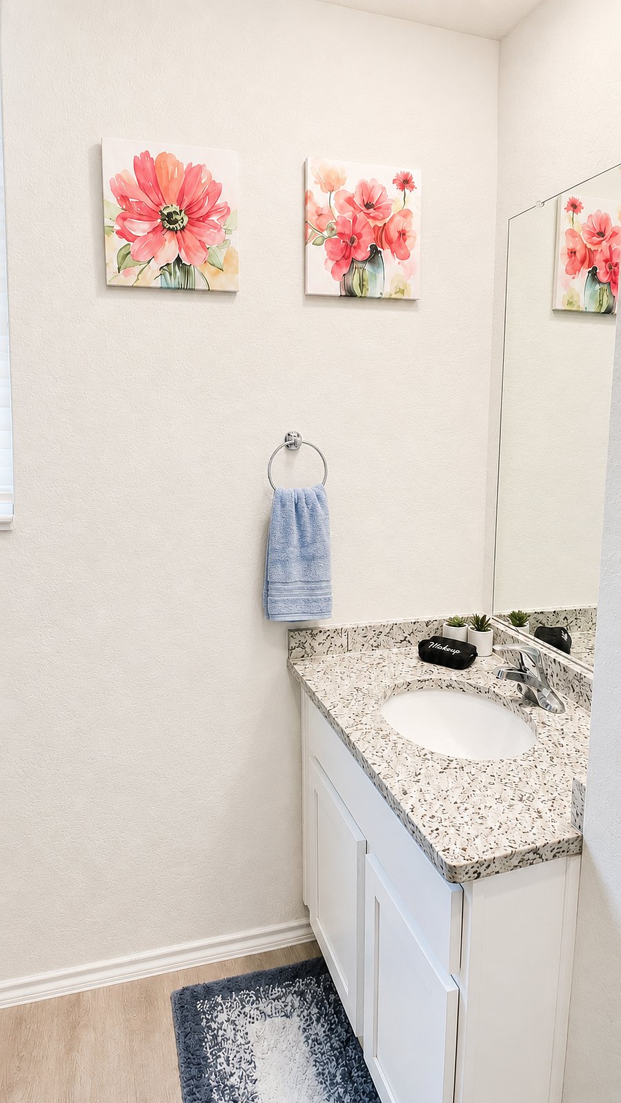 Additional clean and bright half bath