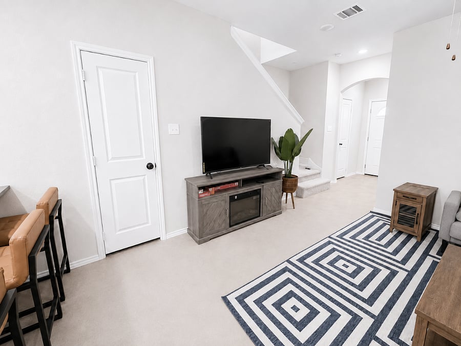 Large smart TV and entertainment area for movie and game nights