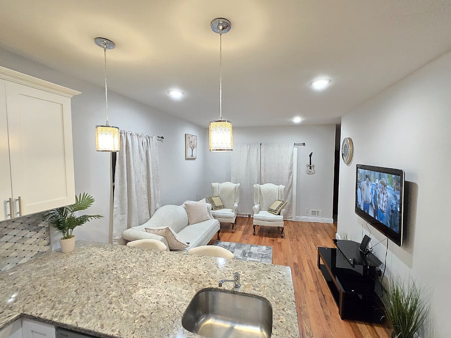 Furnished Finder property 999752_1 photo 3