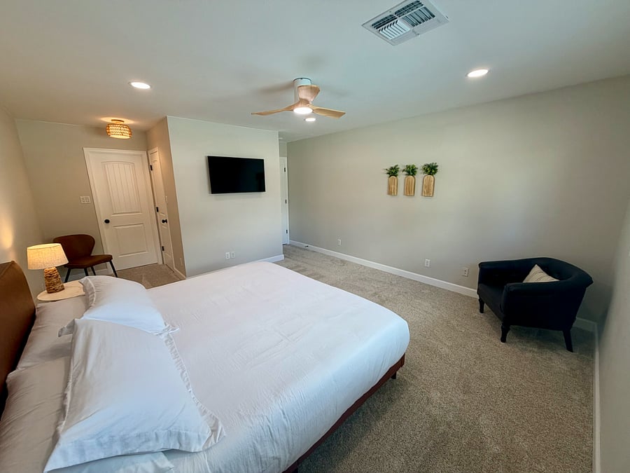Furnished Finder property 999786_1 photo 14