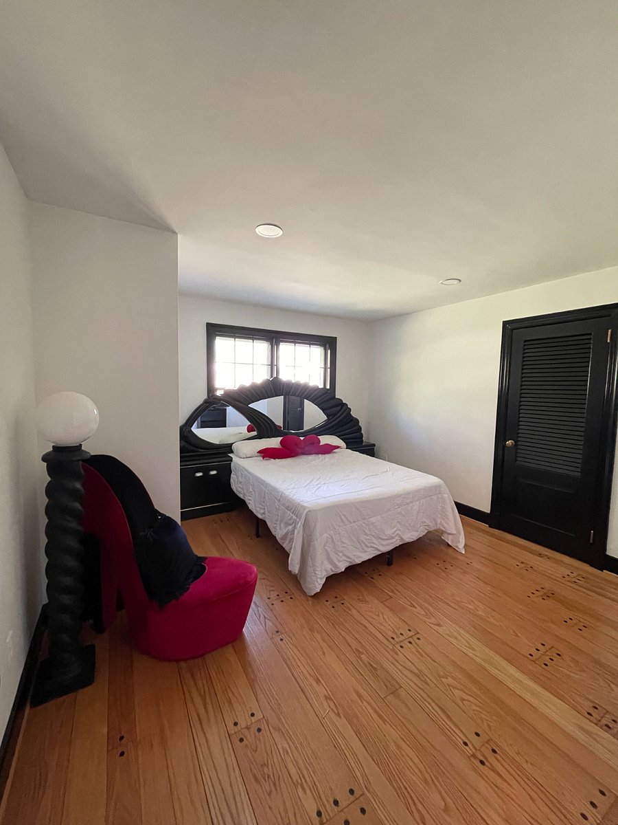 Red Room