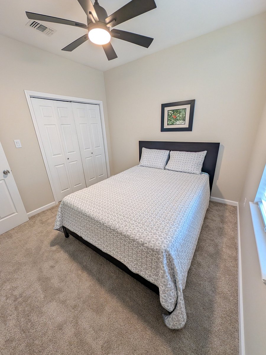 2nd floor bedroom