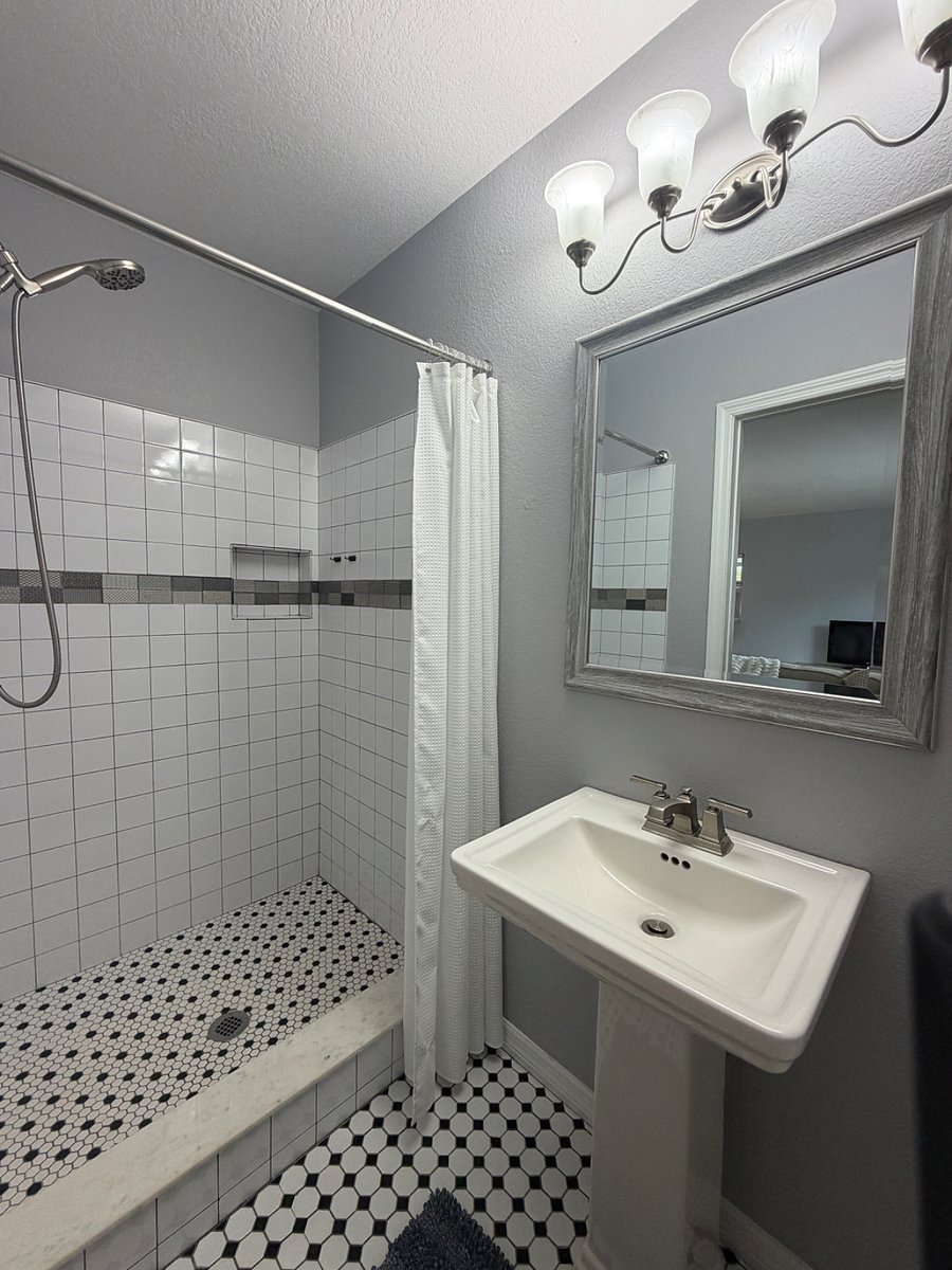 Furnished Finder property 999803_1 photo 19
