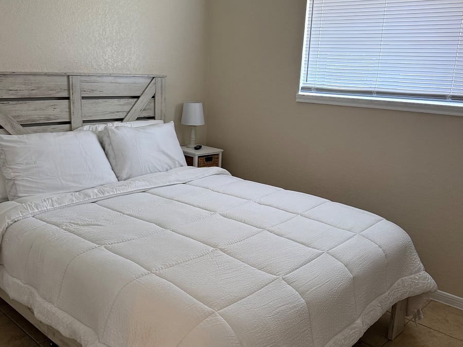 Furnished Finder property 999816_1 photo 14