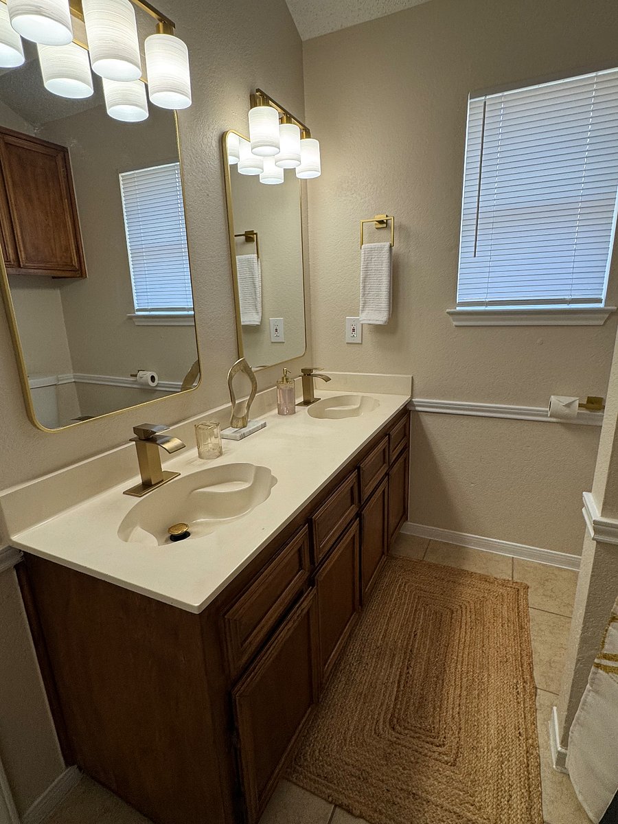 Furnished Finder property 999816_1 photo 9