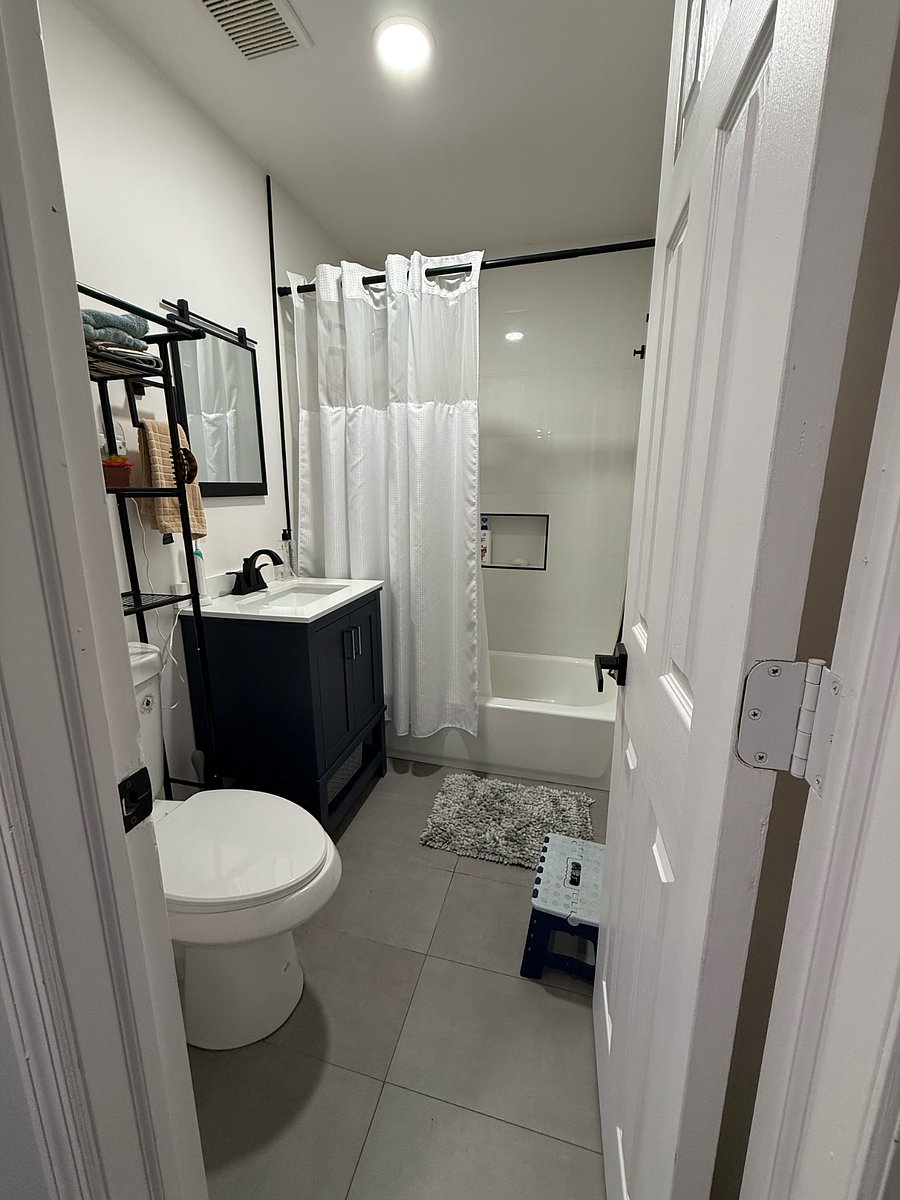 Furnished Finder property 999831_1 photo 6