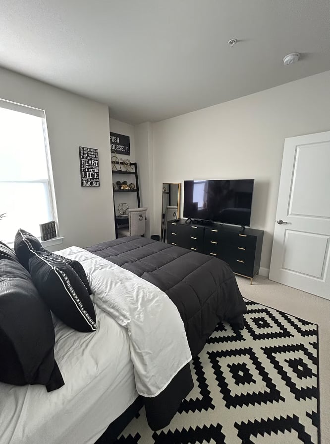 Furnished Finder property 999838_1 photo 16