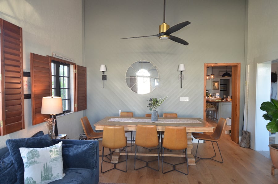 Dining area. Seats 8 comfortably.