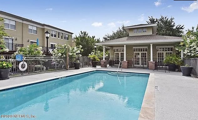 Community pool