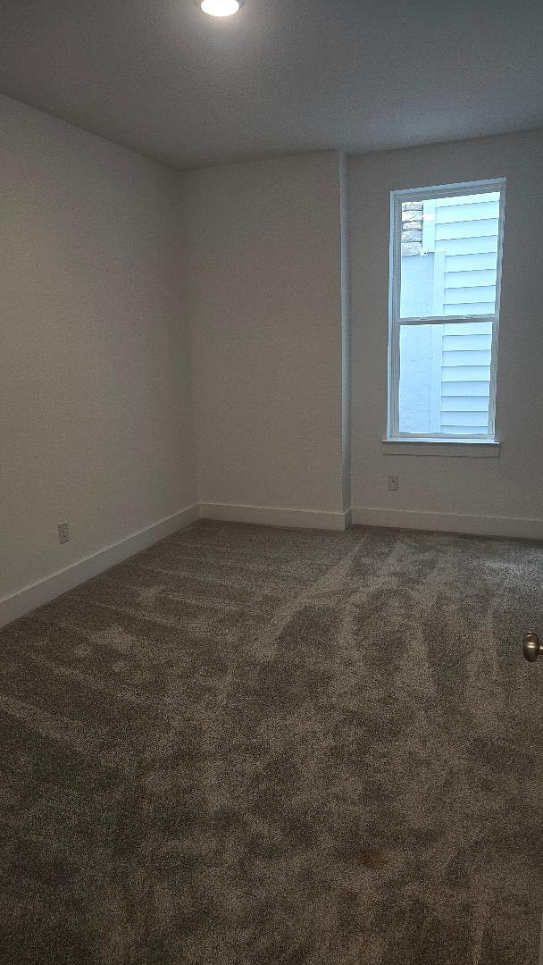 Basement Room - Garden Suite