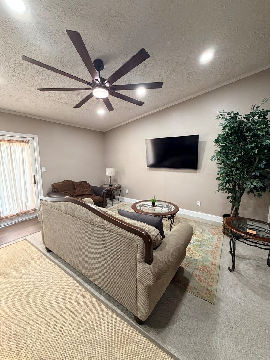 Furnished Finder property 999889_1 photo 7