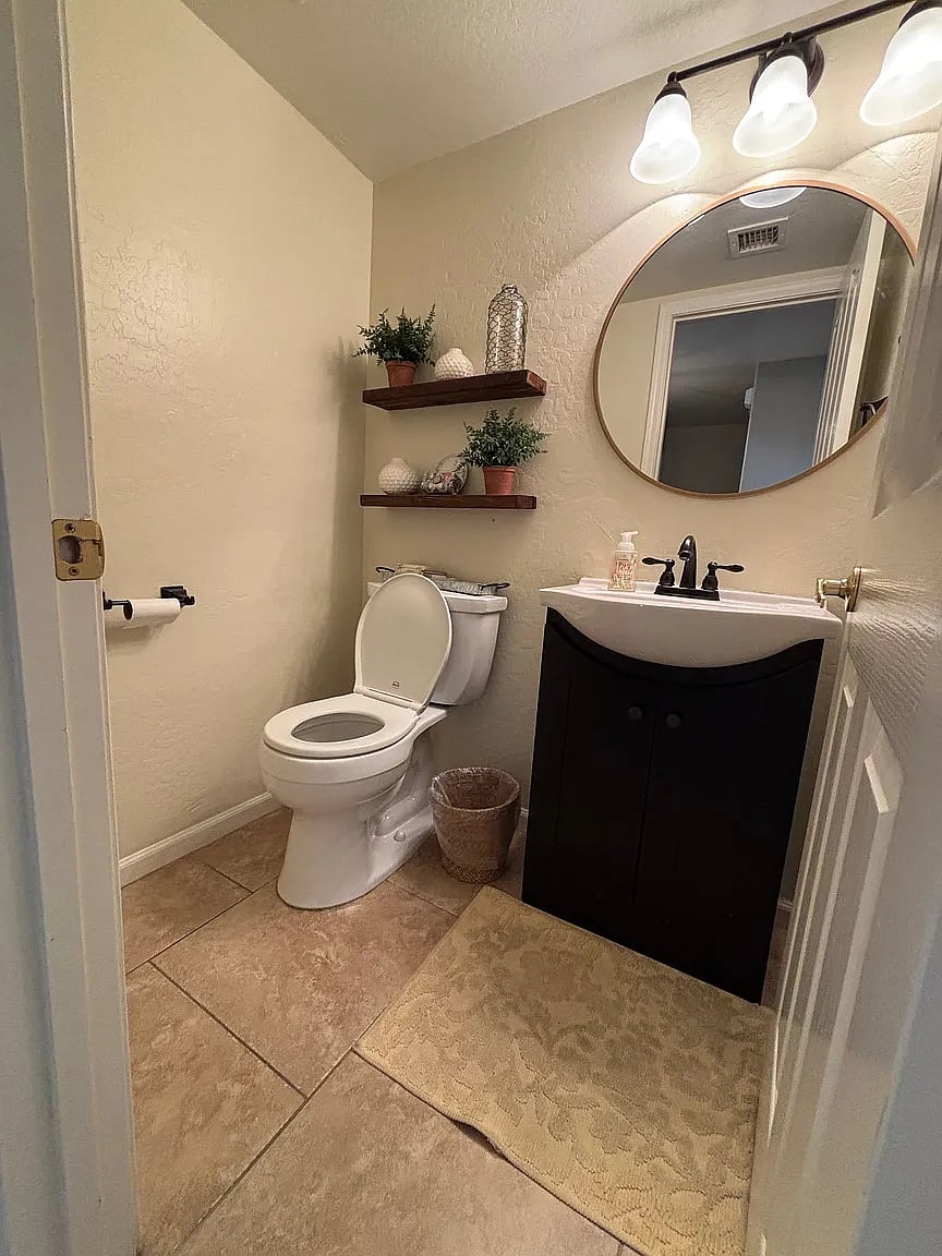 Furnished Finder property 999899_1 photo 9