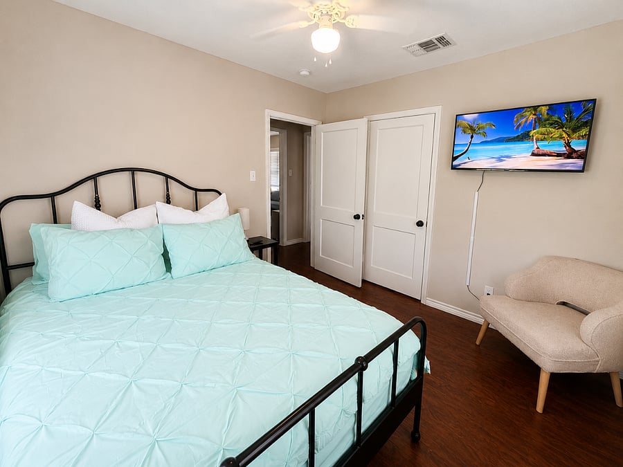 Furnished Finder property 999951_1 photo 11
