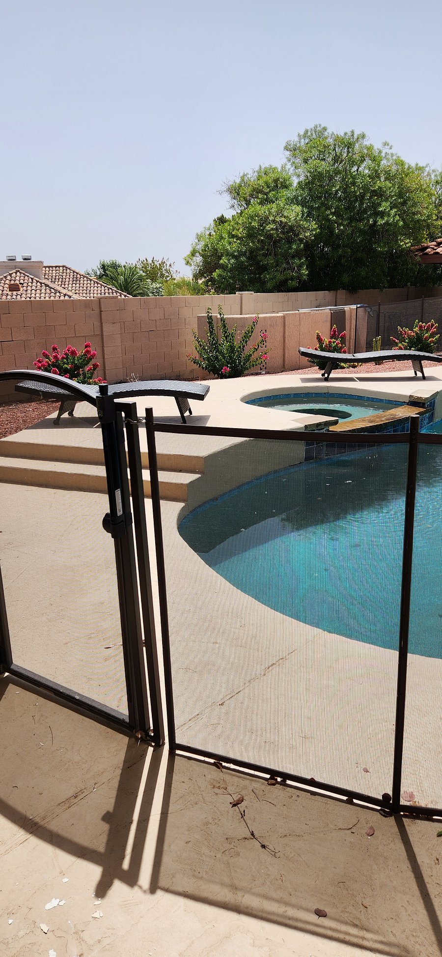 Immediate access to pool