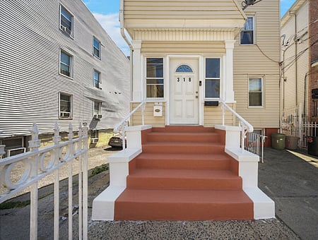 property_photo