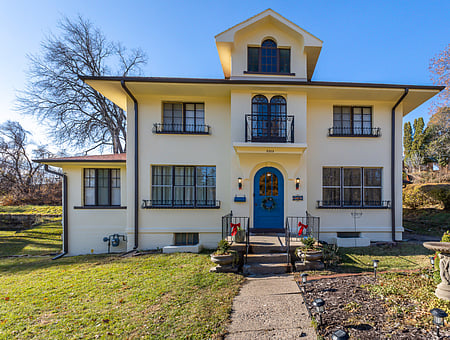 property_photo
