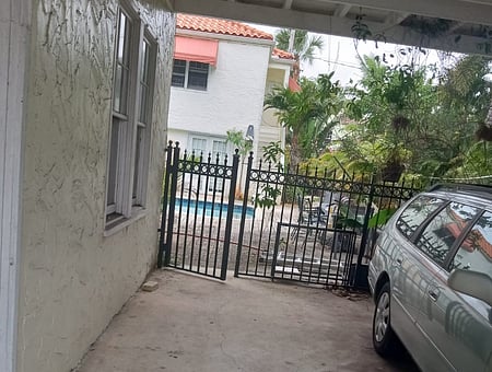 property_photo