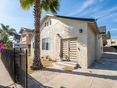 property_photo
