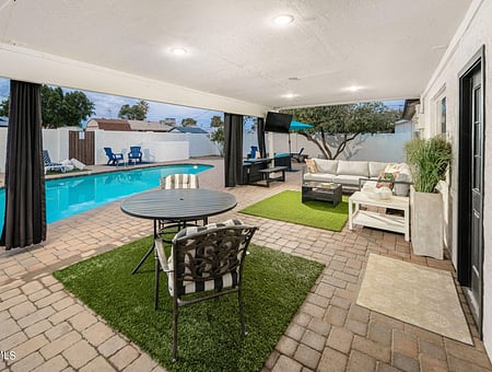property_photo