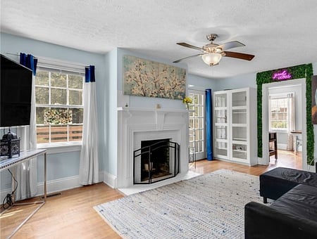 property_photo