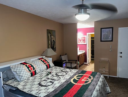 property_photo